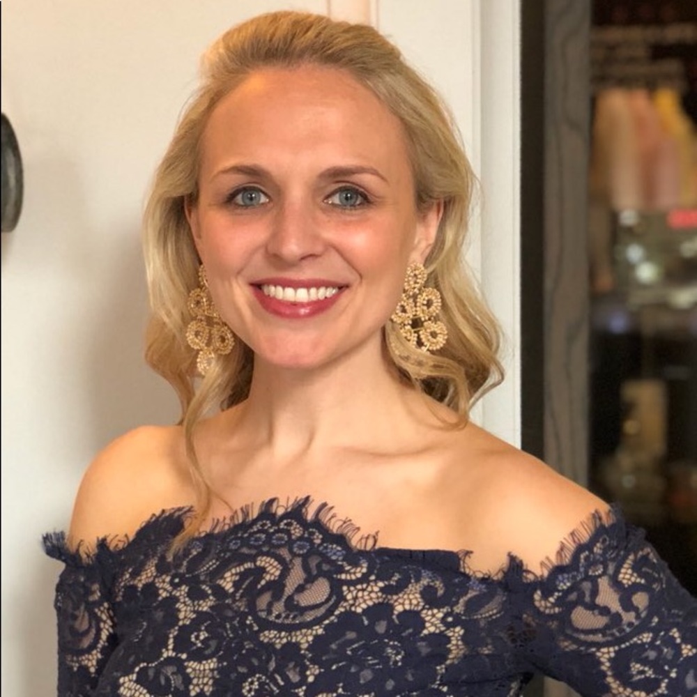 Meet your Posher, Kayla